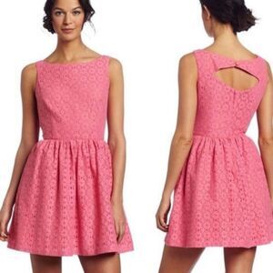 Lilly Pulitzer aleesa Barbie pink laced fit and flare dress sleeveless women’s 8